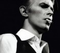 /album/fotogaleria-inicio/david-bowie-10-1024x906-jpg/